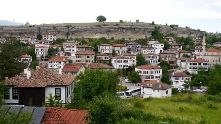 2014-05-25-nr37-TR-Safranbolu-Blick vom Hidirlik Hügel auf Safranbolu